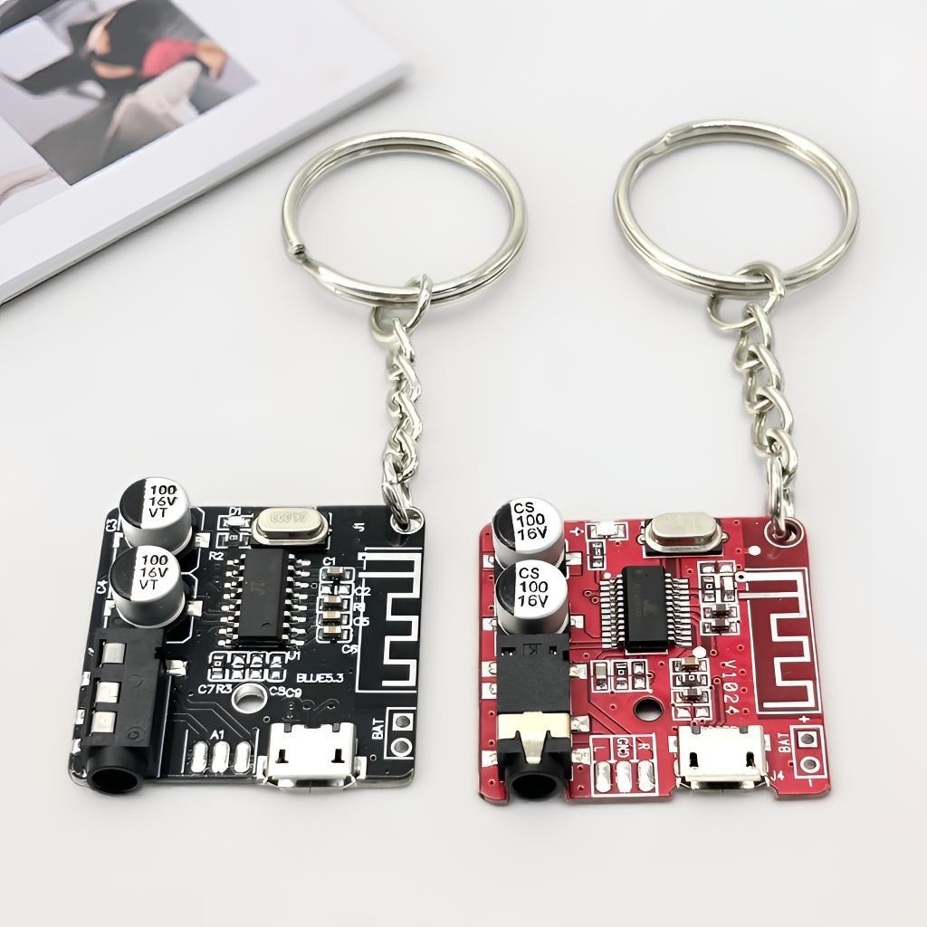Tech Accessories Wholesale - พวงกุญแจแผงวงจรสไตล์ไซเบอร์พังก์ ดีไซน์ย้อนยุค สวยงามแบบเทคโนโลยี แผงวงจรพิมพ์และโลหะ ของตกแต่งกระเป๋าสุดเท่ห์ ขายส่ง